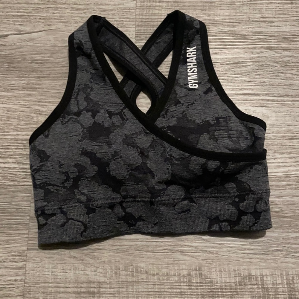 Gymshark camo sports bra